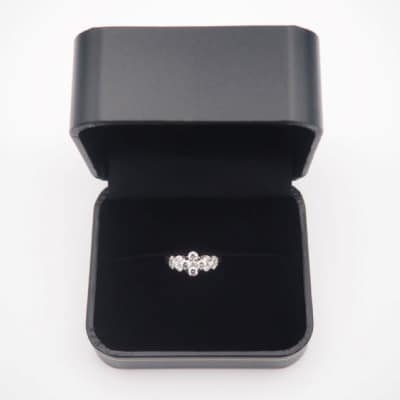 プラチナ 1.0ct ダイヤモンド リング　HR-009429