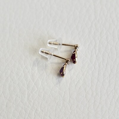 K10YG ロードライトガーネット アンティーク ピアス 保証書付 SE-1737
