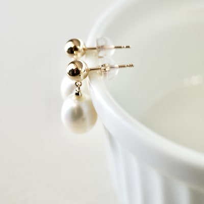 【ジュエリー】K10 イエローゴールド 揺る パール ピアス 保証書付 SE-2359