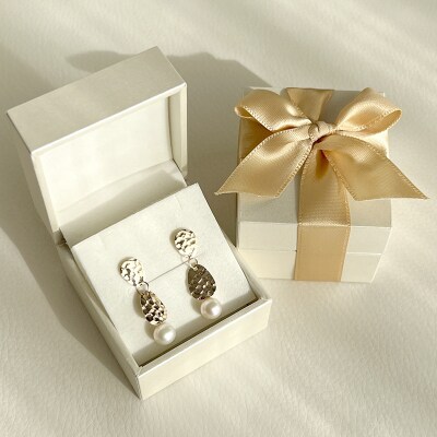 【ジュエリー】K10 イエローゴールド キラキラ パール ピアス 保証書付 SE-2062