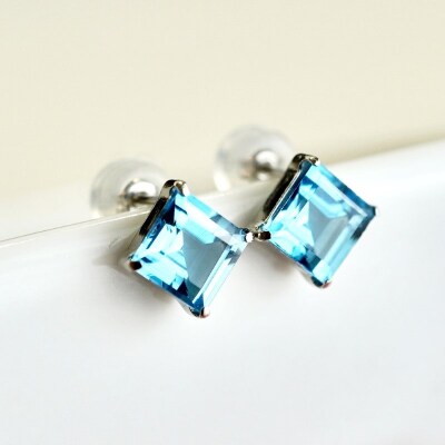 Pt900 ブルートパーズ 一粒石 ピアス スクエアカット 6mm 保証書付 SIA-3233