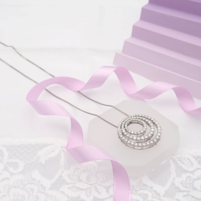 プラチナ 3.0ct サークル　ダイヤモンド ペンダントネックレス　HH-019517