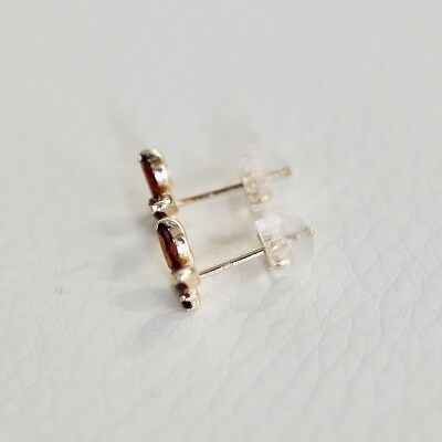 【ジュエリー】K10 イエローゴールド ガーネット バタフライ 蝶 ピアス 保証書付 SE-2913