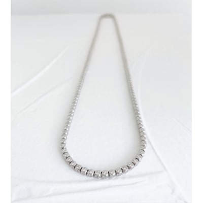 Deliciae　K18WG　三面ダイヤ【8.00ct】ネックレス　K05035-H
