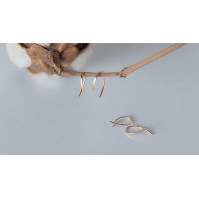 【甲府ジュエリー】K18PG　ピンクゴールド　ピアス(15131501)