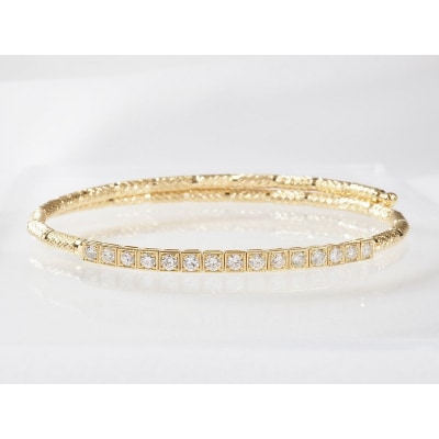 K18YG 0.50ct ダイヤモンド形状記憶バングルP3116