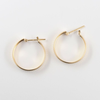 K18 ボリューム 地金 ピアス　15143