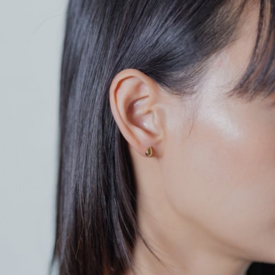 【甲府ジュエリー】K18　しずくピアス　5×7mm(19701927)