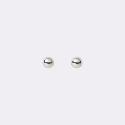 【甲府ジュエリー】Pt900　プラチナ　丸玉ピアス　4mm(17802252)