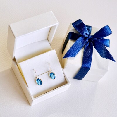 【ジュエリー】K18 イエローゴールド ブルートパーズ シンプル ピアス SIA-8808