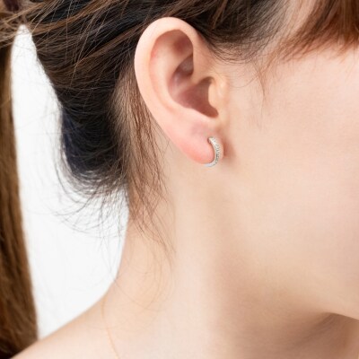 K18ホワイトゴールド ダイヤモンドフープピアス(0.1ct)46-3424