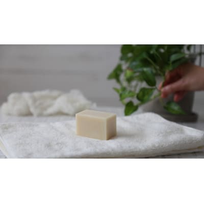 カフェ・ド・サボンの天然手作り石けん ホワイトシルク石けん n1220203