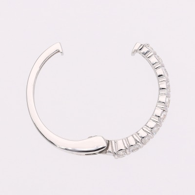 【ジュエリーの街、山梨県甲府市】ダイヤ0.40ct Pt900ピアリング　E4263P