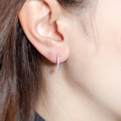 【ジュエリーの街、山梨県甲府市】ダイヤ0.30ct Pt900ピアリング E4262P