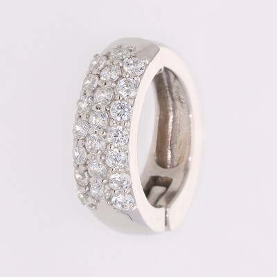 【ジュエリーの街、山梨県甲府市】ダイヤ0.70ct Pt900ピアリング LE2908P