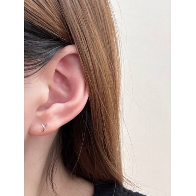 Pt900 Yモチーフピアス(PE8055)