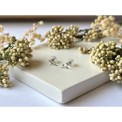 Pt900 小枝モチーフピアス(PE8057)