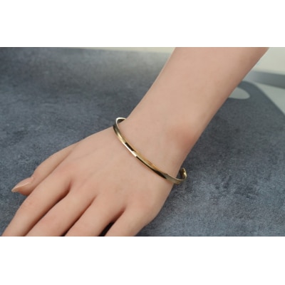 18金イエローゴールド 逆甲丸デザインバングル メンズサイズ/洗練された曲線美/ K18-B009