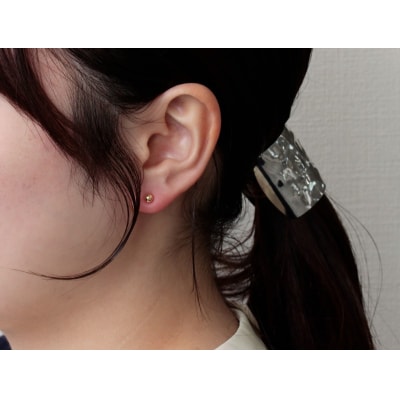 K18イエローゴールド　丸玉ピアス　シリコンキャッチ付　9000514324