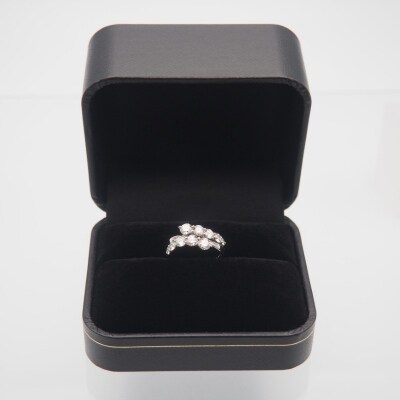 プラチナ 2.0ctUP ダイヤモンド リング　HR-009599