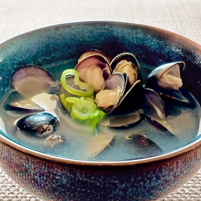 十三湖産 大和しじみ -鮮極- 小 1kg [0513]