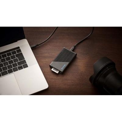 CFexpress 4.0対応 CFexpress Type B USB 40Gbpsカードリーダー