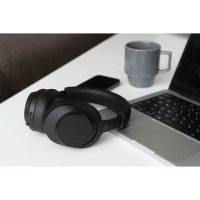 ANCワイヤレスヘッドホン final UX5000 シリーズ最新