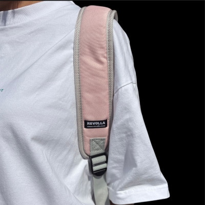 Revolla 軽量ナイロン マウンテンリュック 男女兼用 21リットル【ライトピンク】