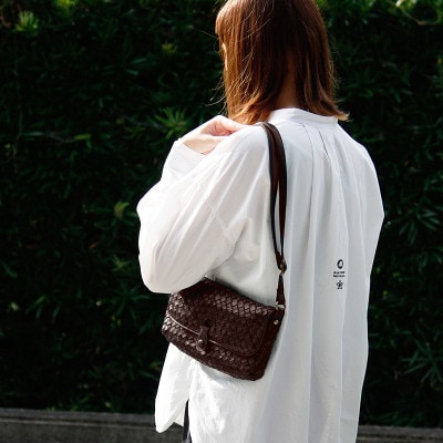 財布として使える　天然馬革　ミニショルダーバッグ【ブラウン】