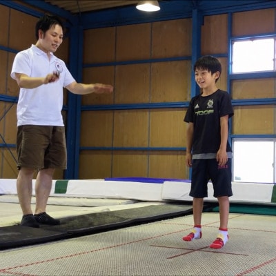 【小学生～大人】日本代表コーチのマンツーマン トランポリン個別指導 60分/茨城県稲敷市