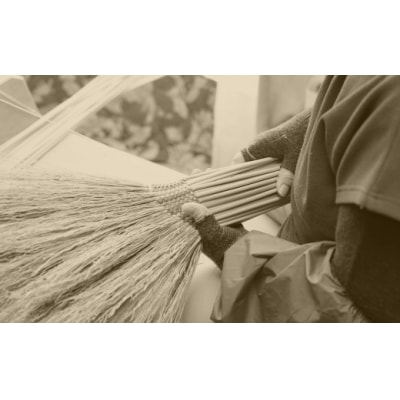 やませの里 手づくり手ほうき大