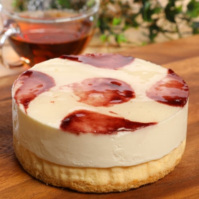 お誕生日用　山ぶどうWチーズケーキ(4号:直径12cm)11-3