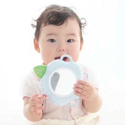 出産祝いにおすすめ 知育玩具2種セット (つみき いろ・かたちあそびセット/わっかミラーネモフィラ)