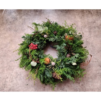 浜松産ひむろ杉を使ったクリスマスリース