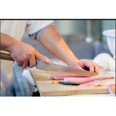 浜名湖産うなぎ　長蒲焼き3尾　香りと黄金色が映える一品!　個包装パック　タレ・山椒付き