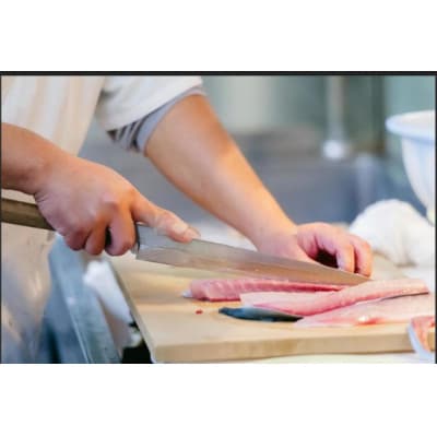 浜名湖産うなぎ　白焼き2尾　食べ応えの堂々たる一尾をお好みの味で!　個包装パック　蒲焼きタレ、山椒付