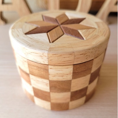 寄木細工の小物入れ(寄木ふた)[No5895-0781]