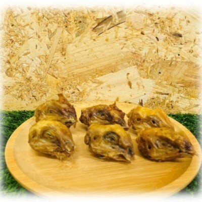 鶏の頭(16個入) 犬 犬用 おやつ 鶏肉 頭 ジャーキー 干肉 干し肉[No5895-0845]