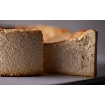 【PATISSERIE ASAKO IWAYANAGI】バスクチーズケーキ