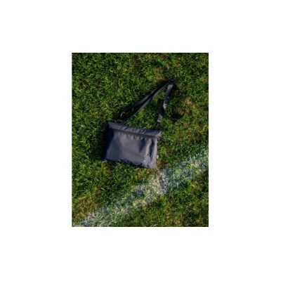 ブラックラムズ東京サコッシュ