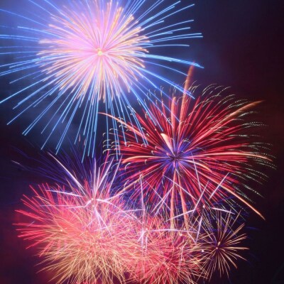 <令和7年10月4日開催>第47回 世田谷区たまがわ花火大会 ふるさと応援者席 招待券 4名分・イス