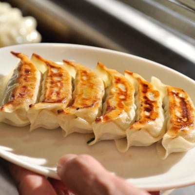 東京餃子楼 冷凍餃子 20個 [にら・ニンニクなし] 自家製ラー油付き