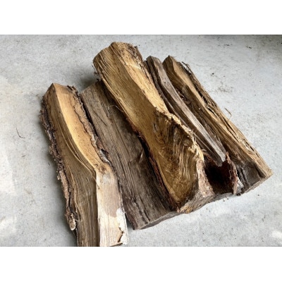 林業芸術社　2年乾燥薪(広葉樹約22cm /約5kg分/中割り～)御代田町面替