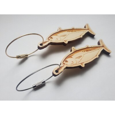 【マルソウダ(メジカ)・ ゴールド】11種から選べる ヒノキ薫る 魚のウッドキーホルダー