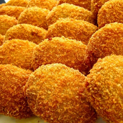 【2ヵ月毎定期便】【さとふる限定】揚げてある!和牛の旨味たっぷりの手造りビーフコロッケ20個入全3回