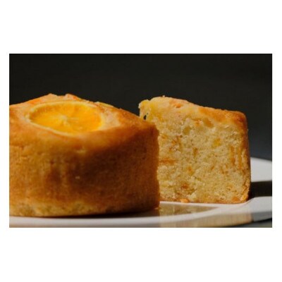 『ホテルトヨタキャッスル』オレンジケーキ
