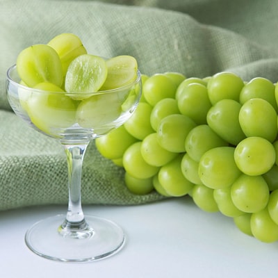 シャインマスカット 秀 2房 1.4kg以上 【令和8年産先行予約】FS25-732