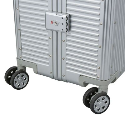 本格アルミ製　スーツケース　ハピタスプラス　HPL1158-Lシルバー　Lサイズ