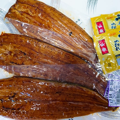 国産 とても大きな 新仔 うなぎ 蒲焼 3尾 計660～750g (220～250g×3尾 )
