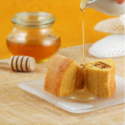 【原宿スイーツ】洋菓子の老舗コロンバン生はちみつとバウムクーヘンのセット(原宿焼印)【060001】